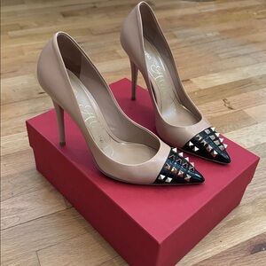 Valentino Garavani Nude Rockstud Heels